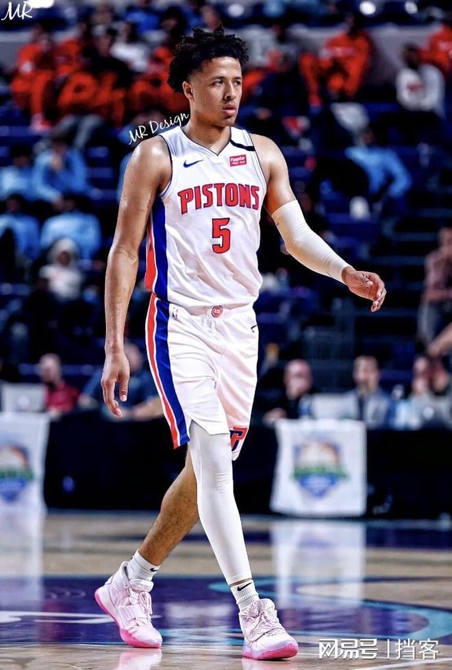 风云突变底特律活塞国际比赛日官宣签约，英超版图或变，信心回归，心理建设被强调的简单介绍