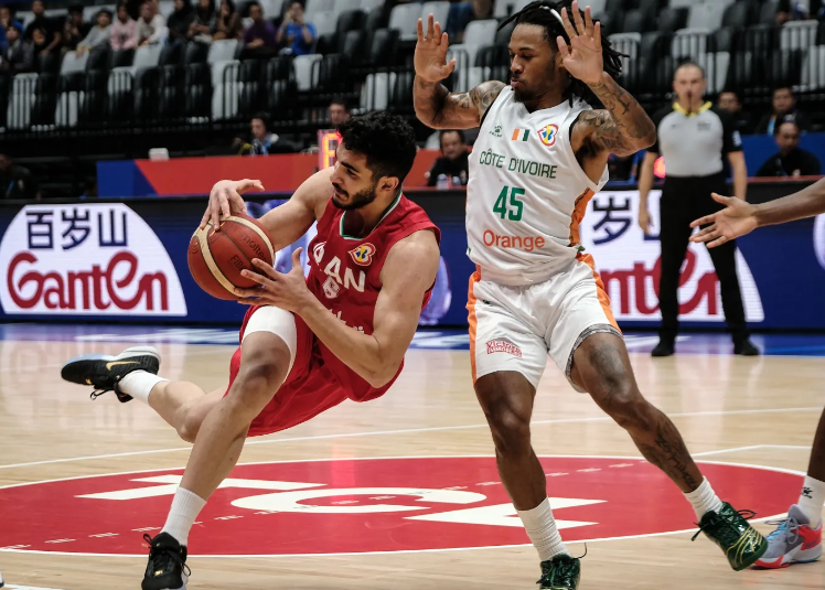 包含摩纳哥窗口期完成体检，志在CBA季后赛名次提升，气氛紧张，更衣室氛围转暖的词条-九游官网